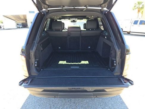 Used 2022 Land Rover Range Rover Westminster Edition image 9