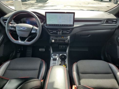 Used 2024 Ford Escape ST-Line w/ Tech Pack #1 AWD/4WD image 13