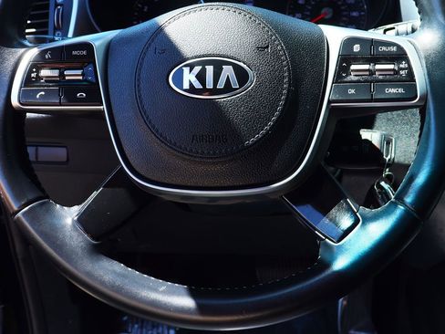 Used 2019 Kia Sorento S image 53