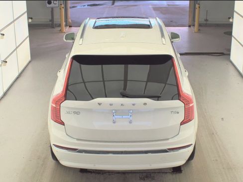 Used 2025 Volvo XC90 T8 Plus w/ Protection Package Premier image 5