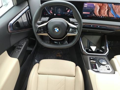 Certified 2025 BMW X3 xDrive30i image 12