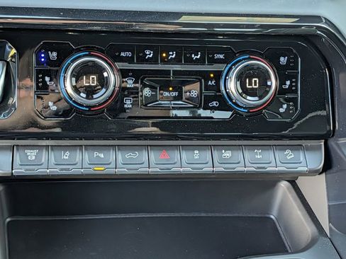 New 2026 GMC Sierra 2500 AT4X AWD/4WD image 17