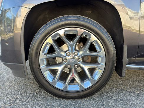 Used 2018 Cadillac Escalade ESV Luxury AWD/4WD image 32