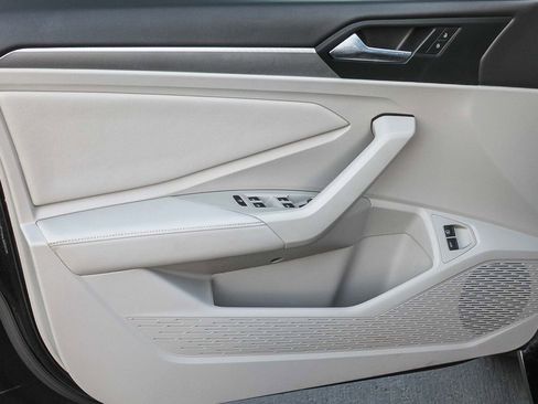 Used 2022 Volkswagen Jetta S image 21