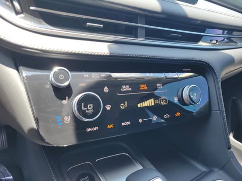 Certified 2026 INFINITI QX60 Luxe w/ Cargo Package image 17