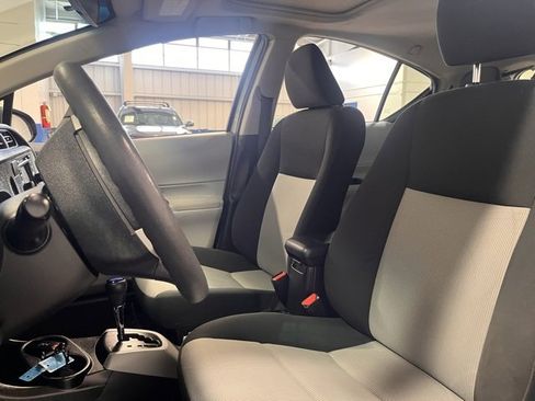 Used 2013 Toyota Prius C Three image 22