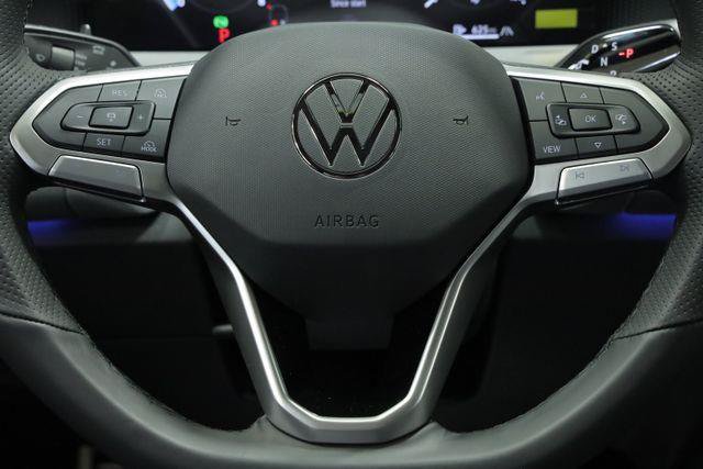 New 2026 Volkswagen Tiguan SE R-Line FWD image 14