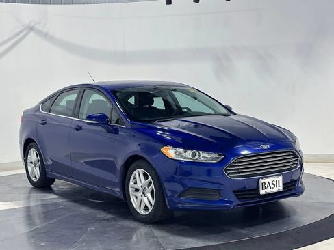 Used 2016 Ford Fusion SE FWD image 38