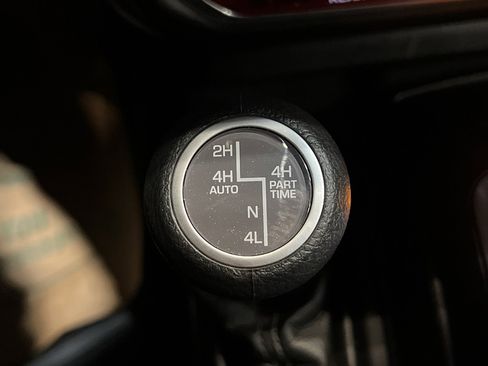 Used 2025 Jeep Wrangler Willys image 20