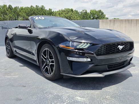 Used 2020 Ford Mustang Premium RWD image 7
