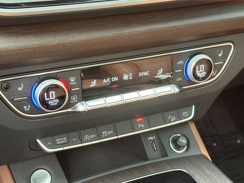 Used 2024 Audi Q5 2.0T Premium Plus w/ Premium Plus Package AWD/4WD image 25