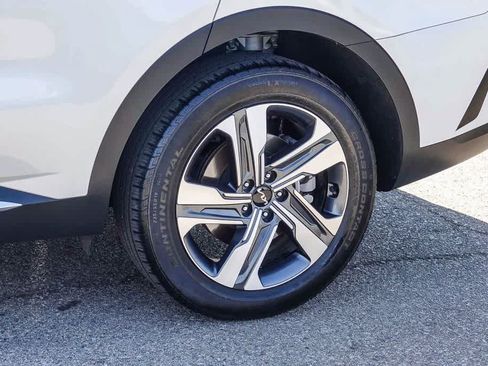Used 2023 Kia Sorento EX AWD/4WD image 10