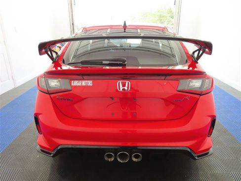 Used 2023 Honda Civic Type R image 7
