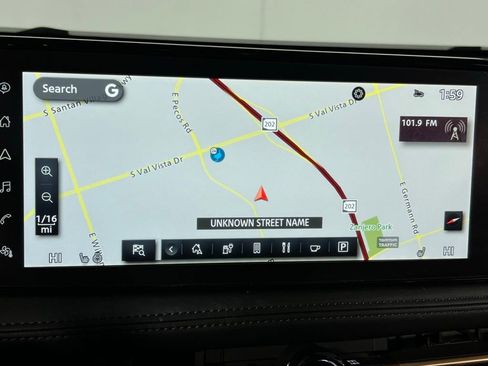 Used 2024 Nissan Ariya FWD image 17