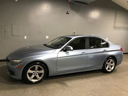 Used 2013 BMW 328i Sedan RWD image 7