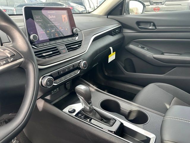New 2026 Nissan Altima 2.5 SV FWD image 27