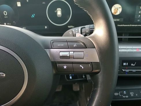 Certified 2025 Hyundai Kona Limited image 17