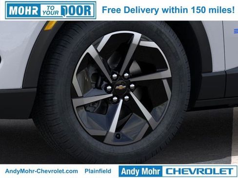 New 2026 Chevrolet Equinox EV LT image 9