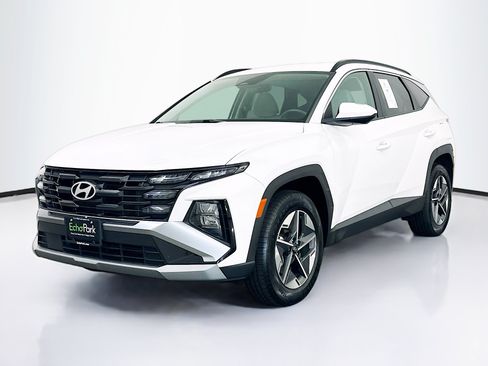 Used 2025 Hyundai Tucson SEL AWD/4WD image 3