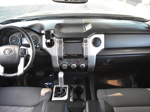 Used 2014 Toyota Tundra SR5 w/ SR5 Upgrade Package RWD image 53