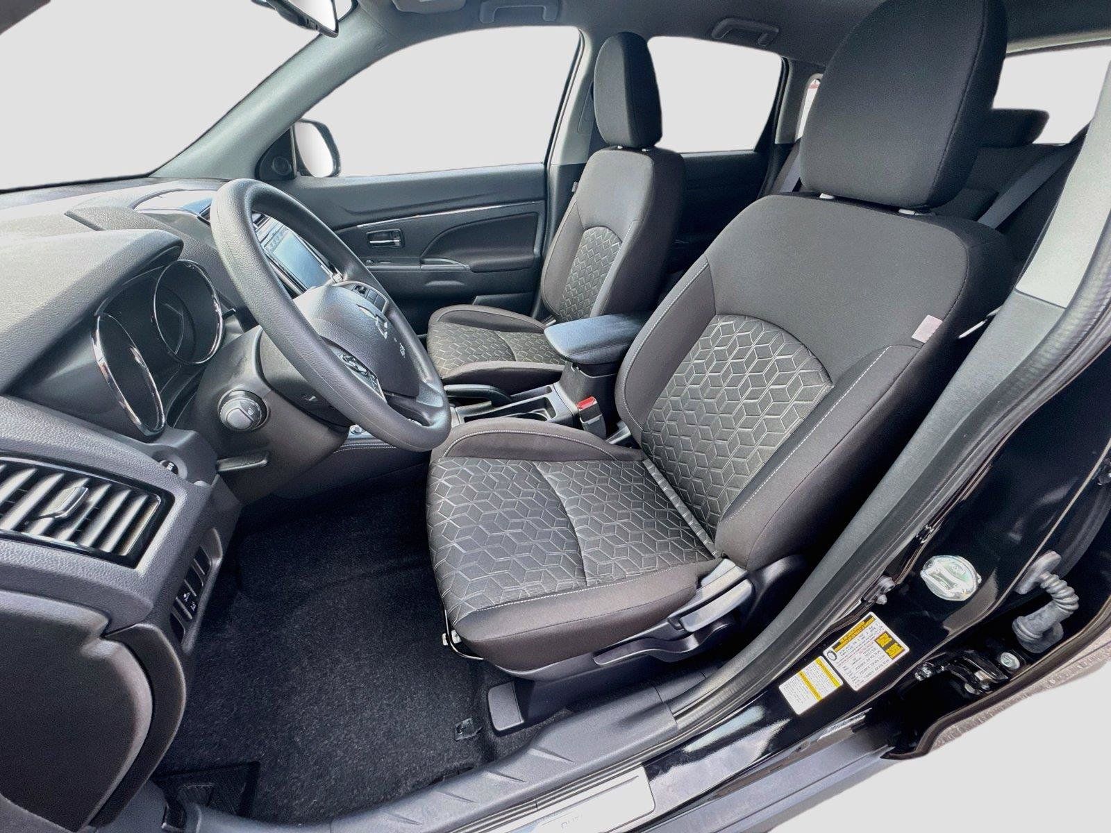 New 2027 Mitsubishi Outlander Sport ES AWD/4WD image 9