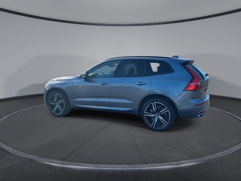 Used 2021 Volvo XC60 T8 R-Design w/ Advanced Package AWD/4WD image 6