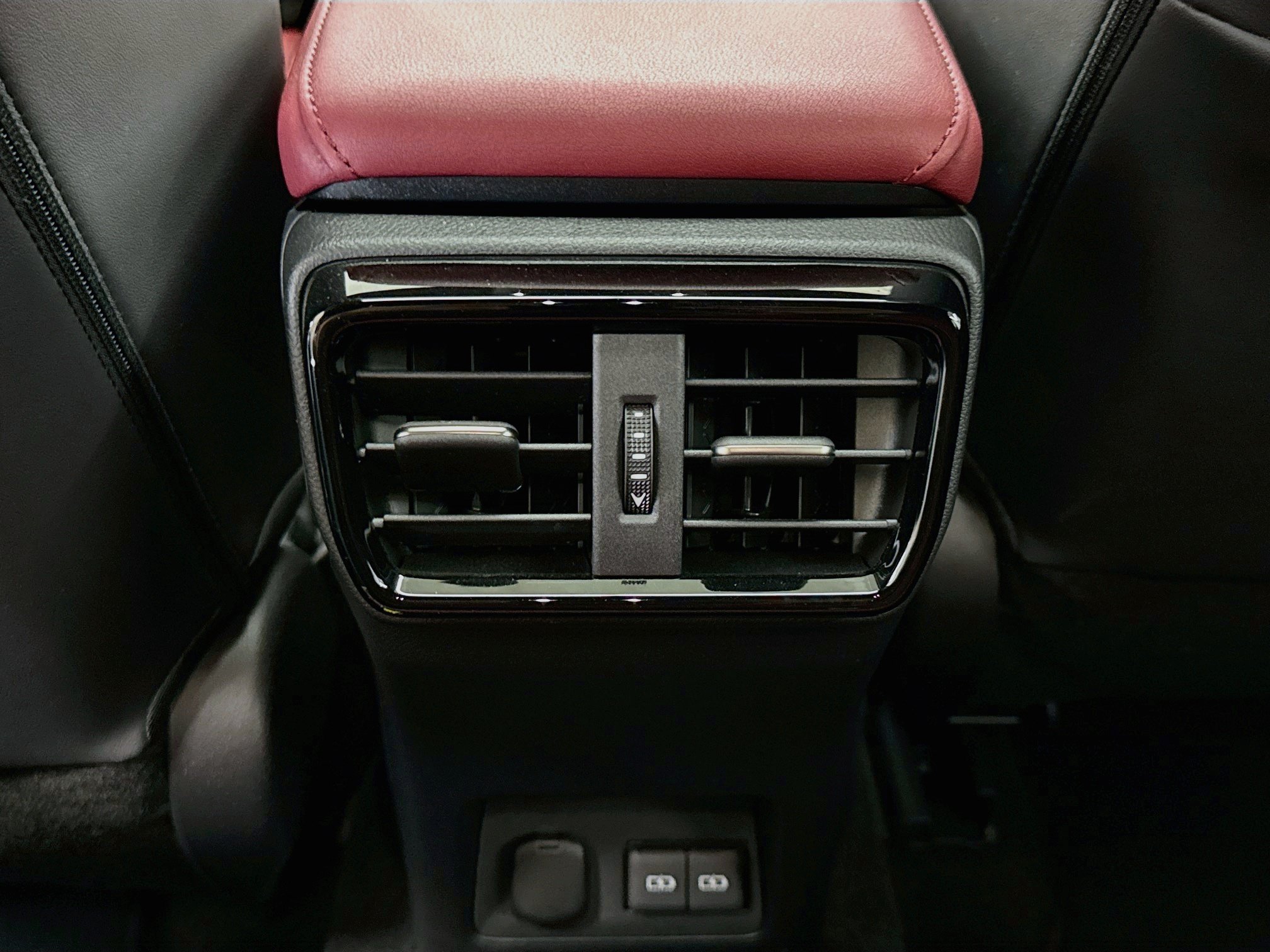 Used 2024 Lexus NX 350 AWD w/ Cold Area Package image 28