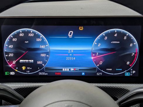 Used 2025 Mercedes-Benz CLA 35 AMG 4MATIC image 34