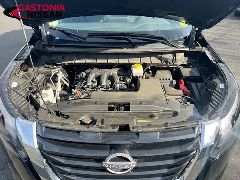 Used 2024 Nissan Pathfinder SV image 39