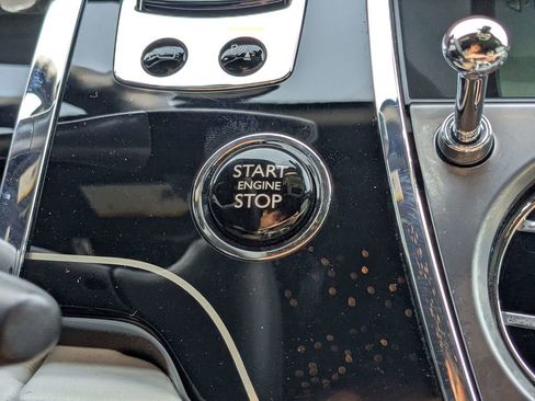 Used 2017 Rolls-Royce Ghost image 35