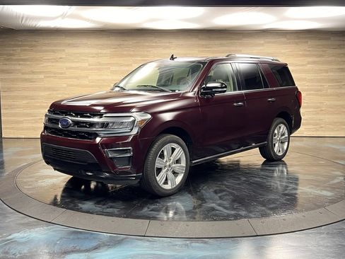Used 2023 Ford Expedition Platinum image 6