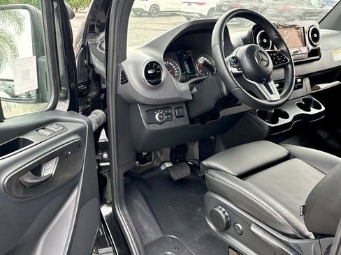 Used 2024 Mercedes-Benz Sprinter 3500 image 11