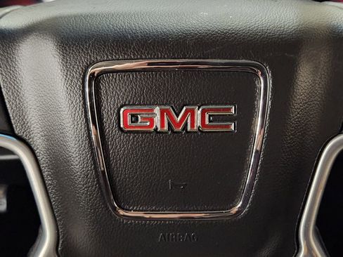Used 2018 GMC Yukon XL SLT image 48