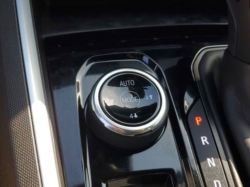 Used 2024 Chevrolet Colorado Trail Boss w/ Advanced Trailering Package image 34