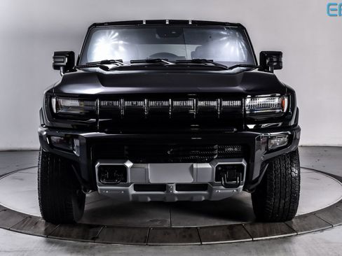 Used 2025 GMC Hummer EV 2X image 3