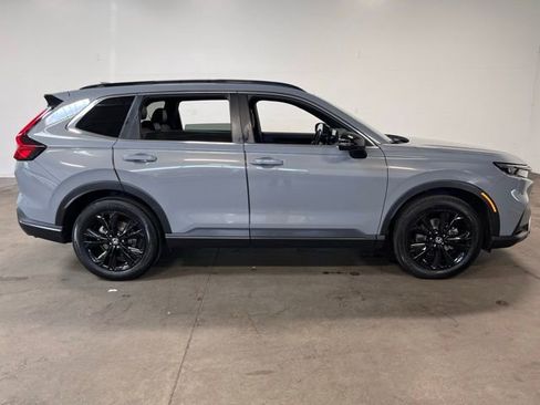 Used 2023 Honda CR-V Sport Touring image 2