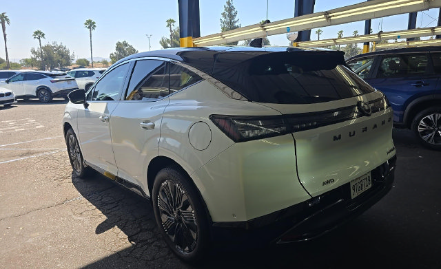 Used 2025 Nissan Murano Platinum w/ Cargo Package AWD/4WD image 4