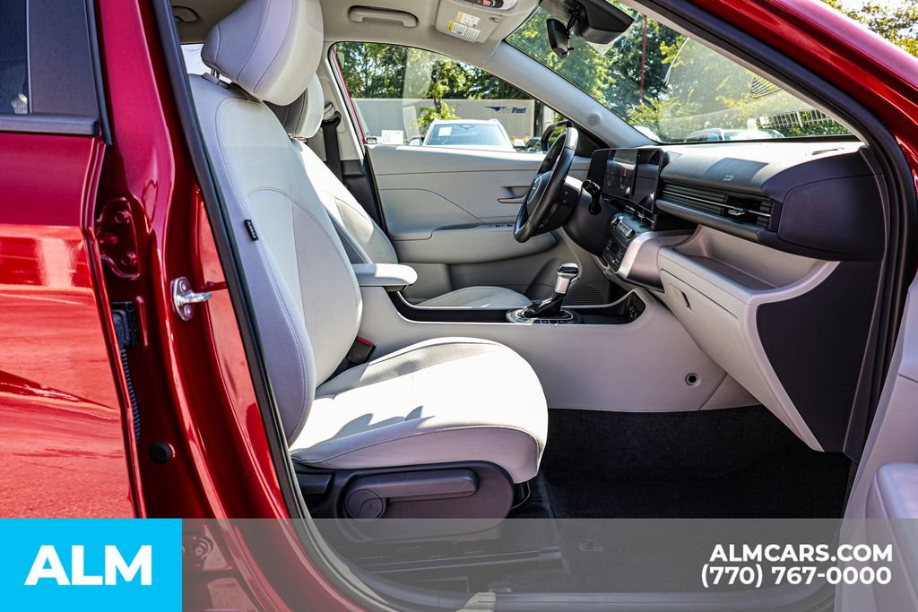 Used 2025 Hyundai Kona SEL FWD image 20