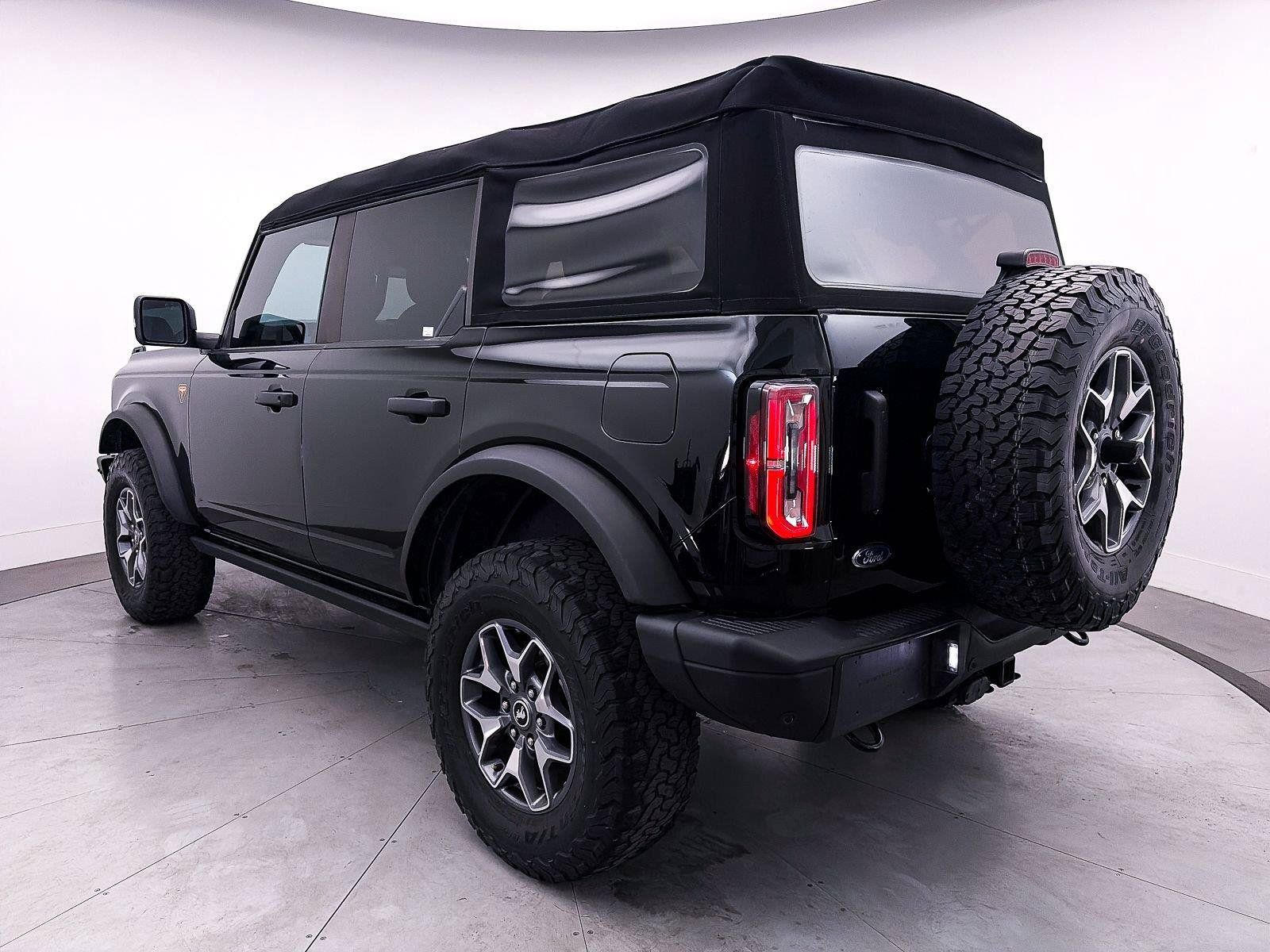 Used 2023 Ford Bronco Badlands AWD/4WD image 12