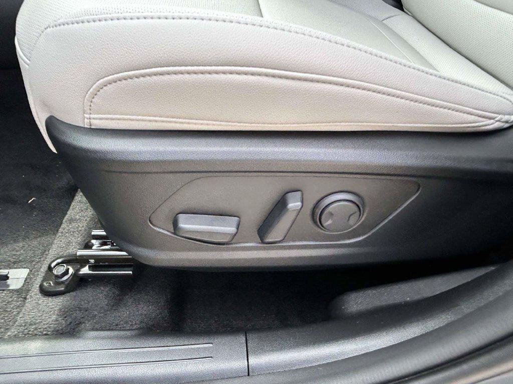 New 2026 Hyundai Tucson Limited FWD image 39