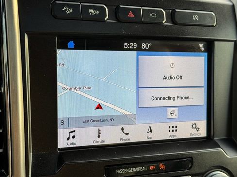 Used 2018 Ford F150 Platinum w/ Equipment Group 701A Luxury image 26