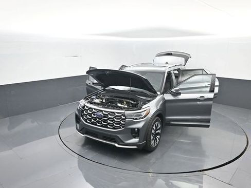 New 2026 Ford Explorer Platinum w/ LUX Leather Package image 38