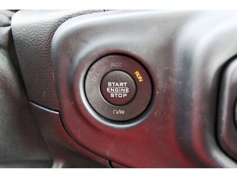 Used 2019 Jeep Wrangler Unlimited Rubicon AWD/4WD image 27