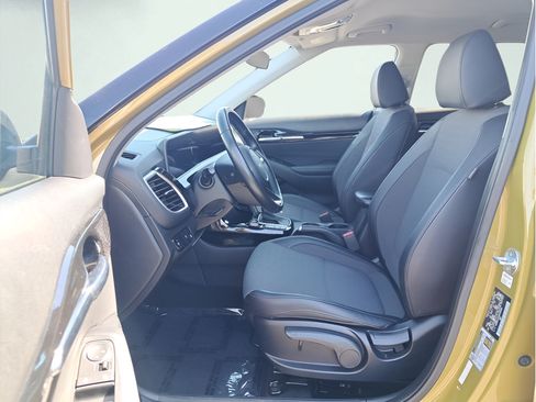 Used 2024 Kia Seltos S AWD/4WD image 6