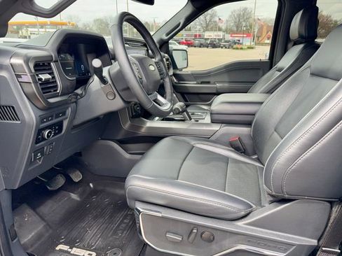 Used 2024 Ford F150 Lariat image 13