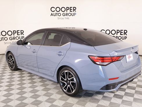 Used 2025 Nissan Sentra SR image 21
