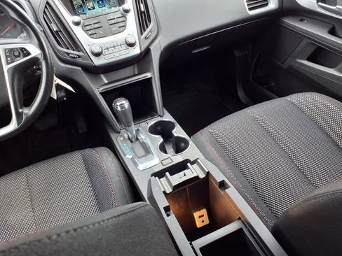 Used 2017 Chevrolet Equinox LT w/ Convenience Package image 10