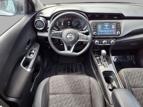 Used 2023 Nissan Kicks SV FWD image 4