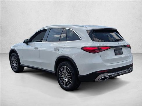 Used 2026 Mercedes-Benz GLC 300 image 8