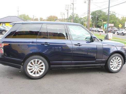Used 2019 Land Rover Range Rover HSE image 28